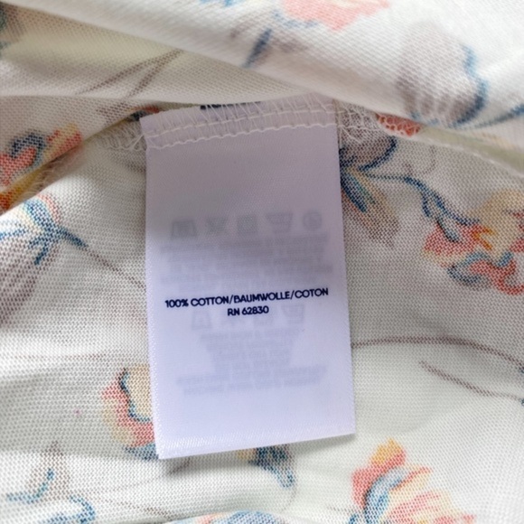 Lands’End Women's Relaxed Cotton Floral Print Short Sleeve Crewneck T-Shirt - Picture 8 of 8